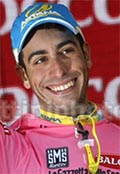 Fabio Aru il maglia rosa